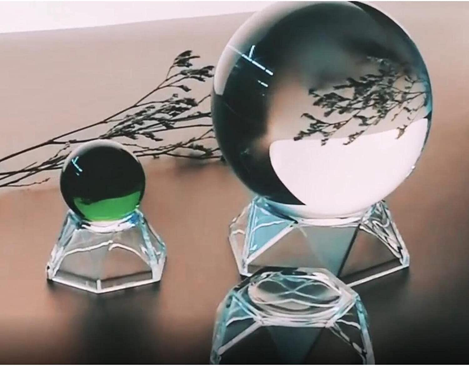 クォーツクリスタル球体とアクリルスタンド Amazon.co.jp: クリスタルボールベース クリスタルボールスタンド 台座